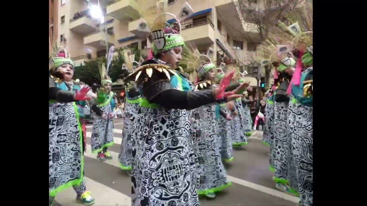 Desfile de Carnaval de Badajoz.Comparsa  Balumba.15-2-2026.MP4.