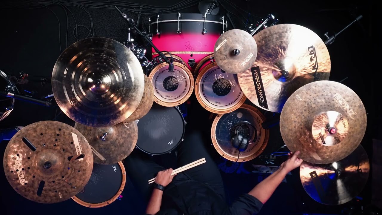 ALEXANDRE FININHO fala sobre o seu SETUP na BATERA