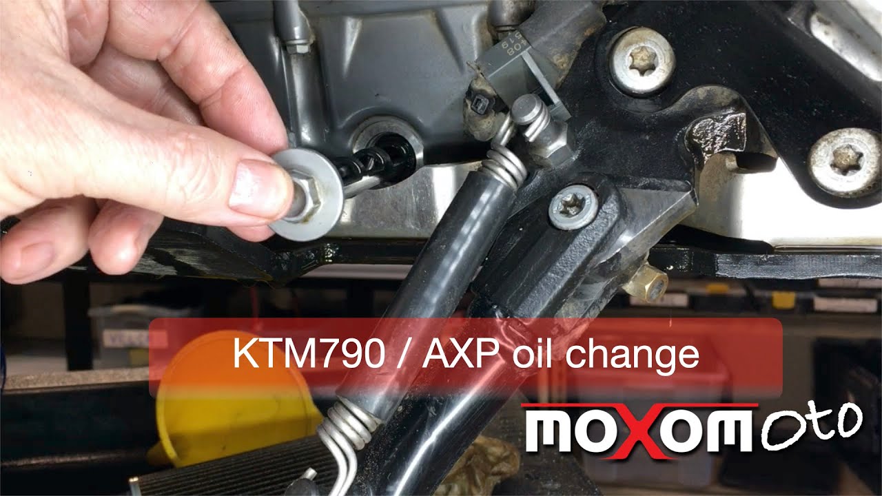 KTM790R : AXP skidplate oil change