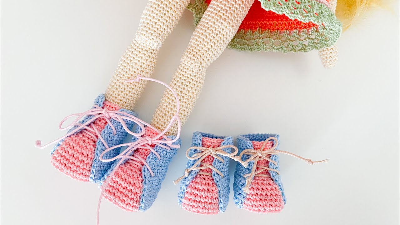 Easy crochet shoes 👟👟for small doll /crochet tutorial