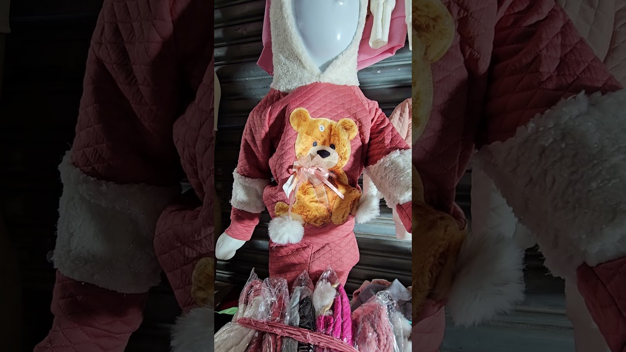 Conjuntos incr&iacute;veis na feirinha da madrugada  Br&aacute;s