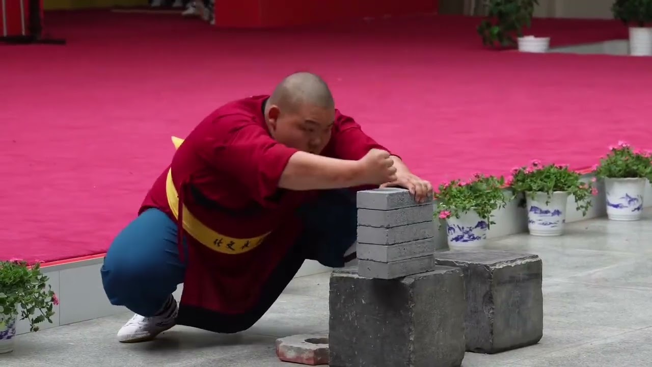 Master Yu's Shaolin Iron Sand Palm: Unleash the Power of the Sand Dragon