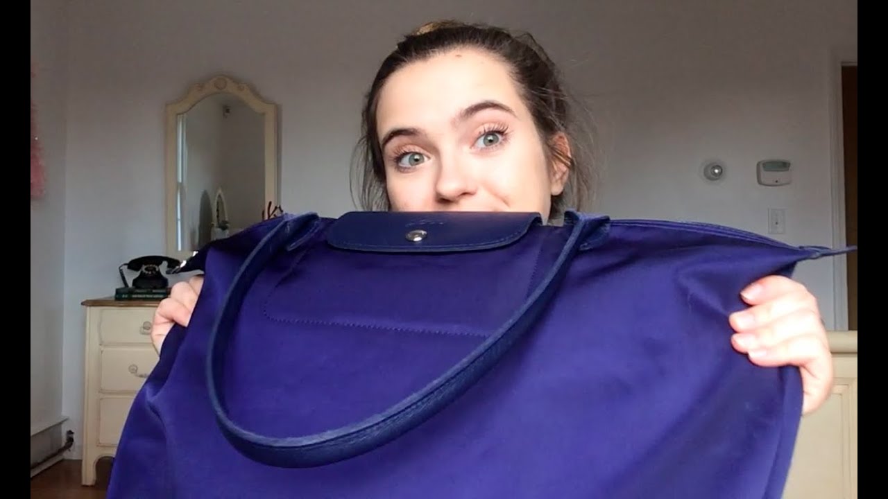 What's in My School Bag? {Longchamp}