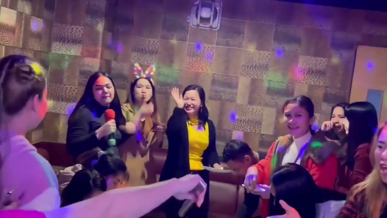 My last Christmas party with friends in Taiwan