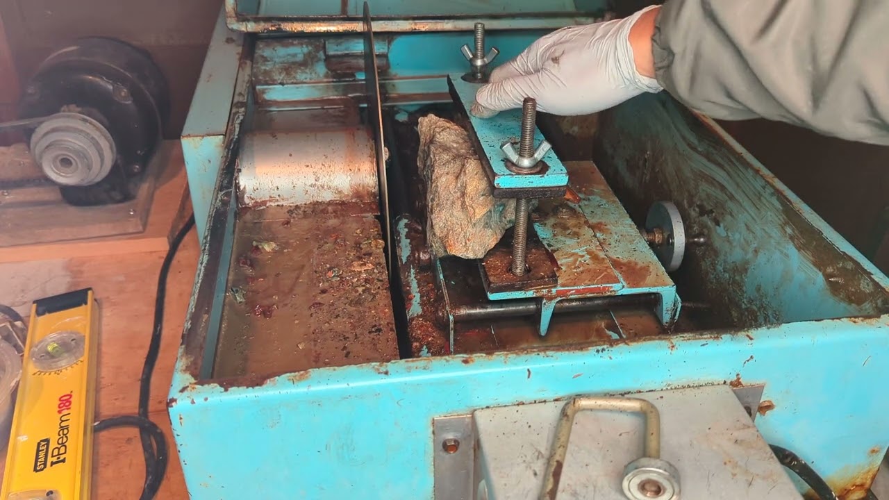 Using a slab saw -- beginner demonstration