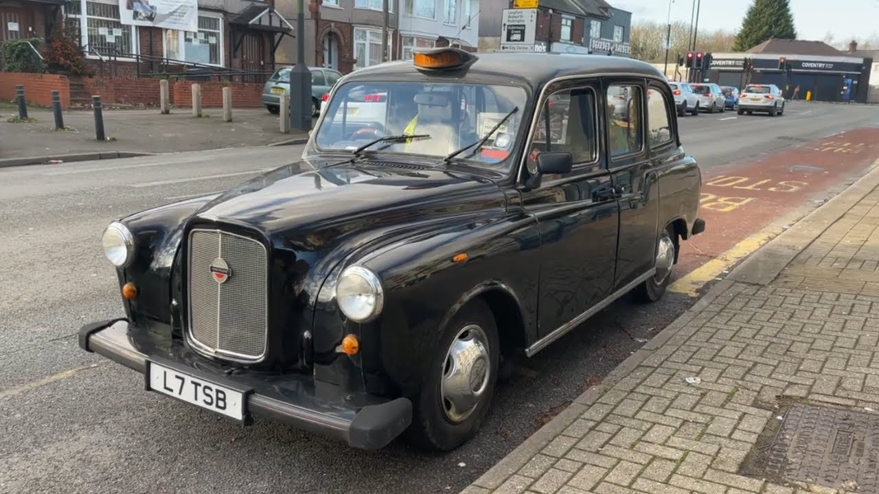 Day out in an 1993 LTI Fairway FX4 Taxi..