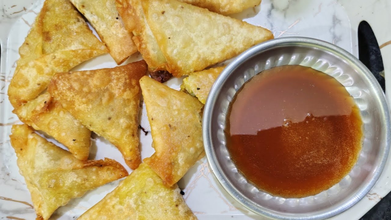 Iftar Special Cheesy Chicken Samosa Recipe | Chicken Keema Samosa | Shabana Home Taste 