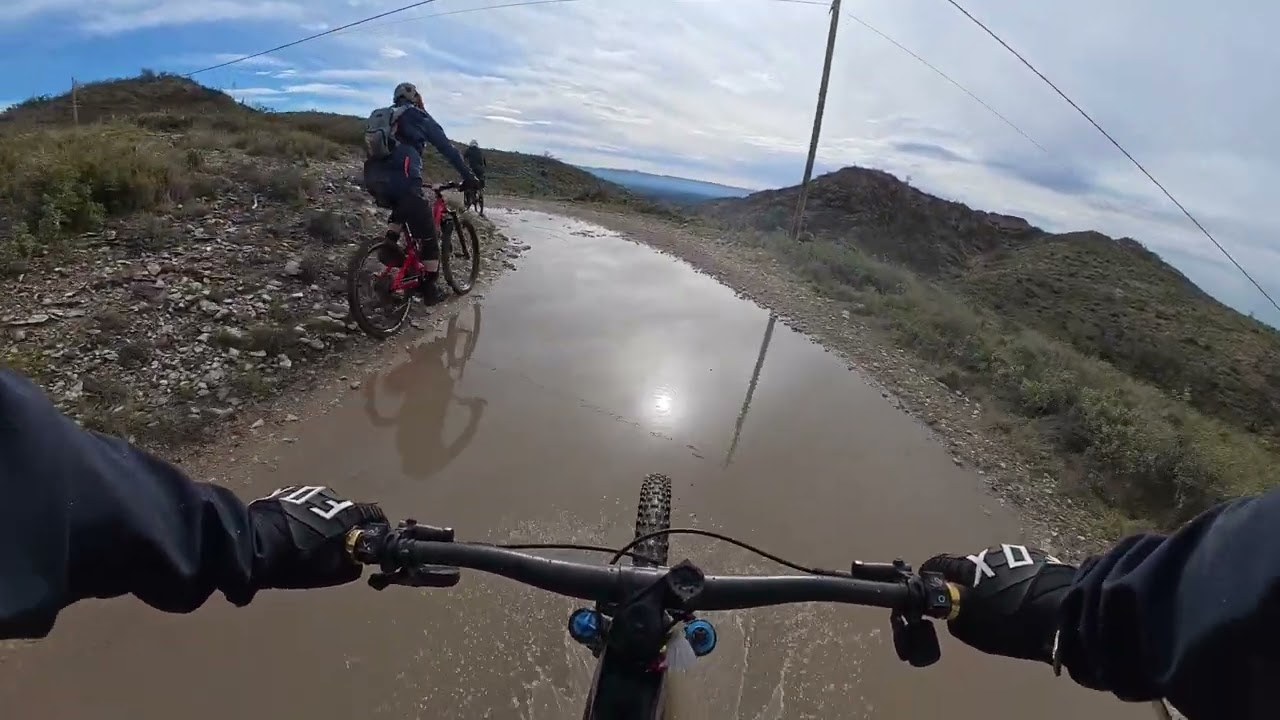 Sortie Amflow terrain boueux sur Barbentane 🚵‍♂️⚡