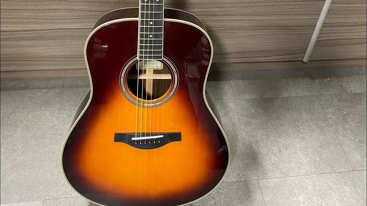Yamaha LLTA Transacoustic Guitar 