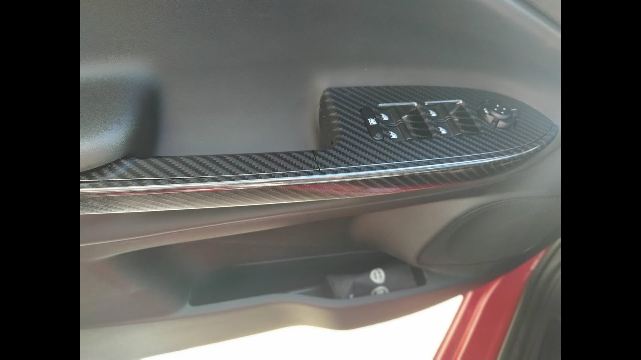 Wrapping modanatura in carbonio 6d per Alfa romeo giulietta