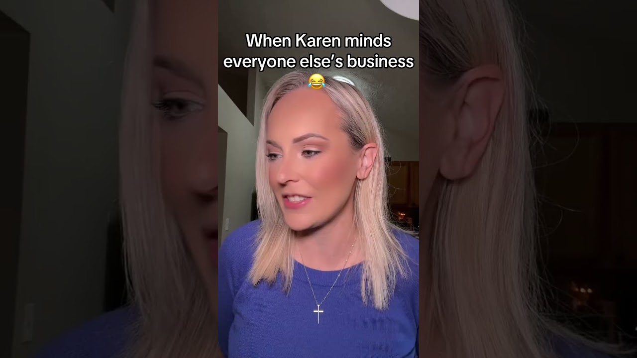 Karen minds everyone else’s business 🙃#restaurant #storytime #story #karen #pov 