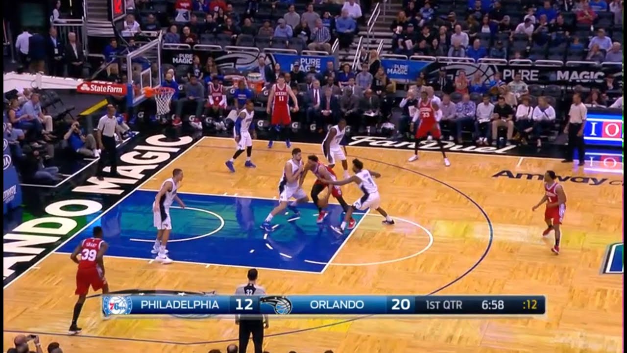 Okafor bad post up vs. ORL
