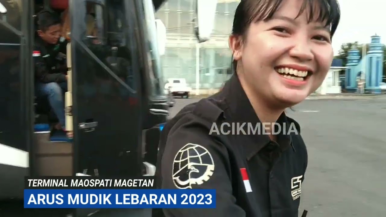 Cantiknya ARTIS MAGETAN HELEN Kernet Bus Sudiro Tungga Jaya Terminal Maospati
