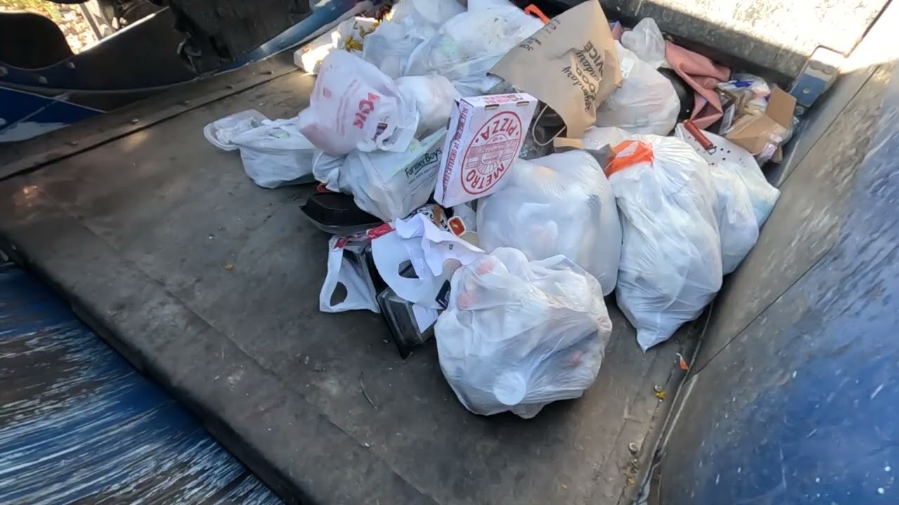 Residential Trash Pickup &ndash; Garbage Truck Hopper POV | Side Loader Route