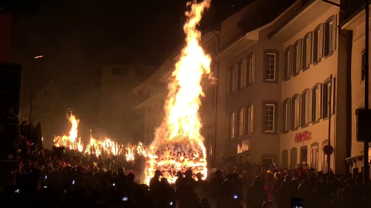 Chienbäse Fasnachtsumzug Liestal