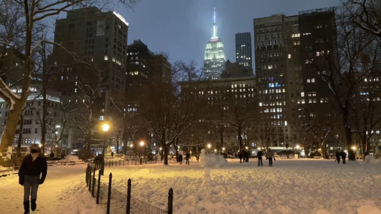 🇺🇸NEW YORK LIVE SNOW Walking Around NYC's Snowstorm Aftermath February 02, 2021