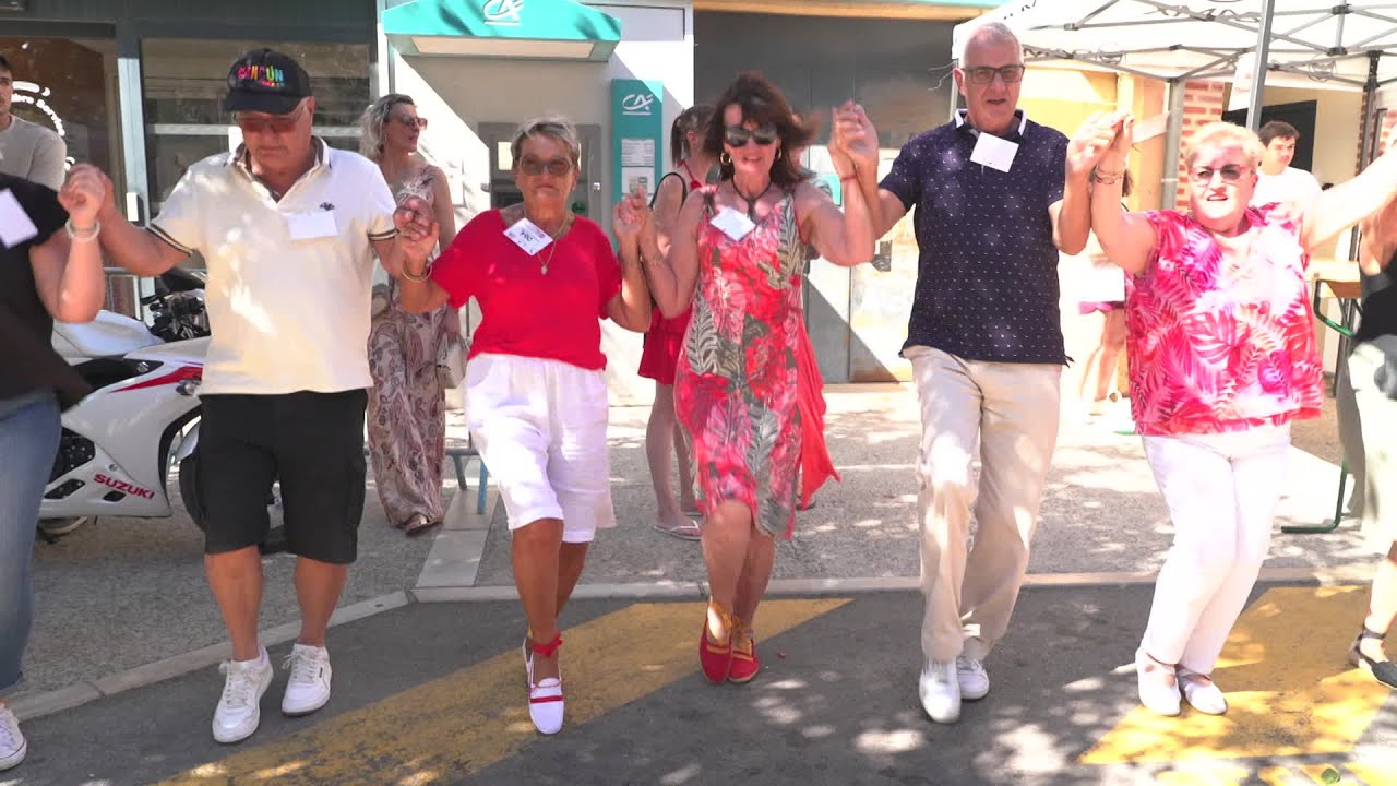 Record de sardane battu en pays catalan à Pézilla-la-Rivière, 589 participants