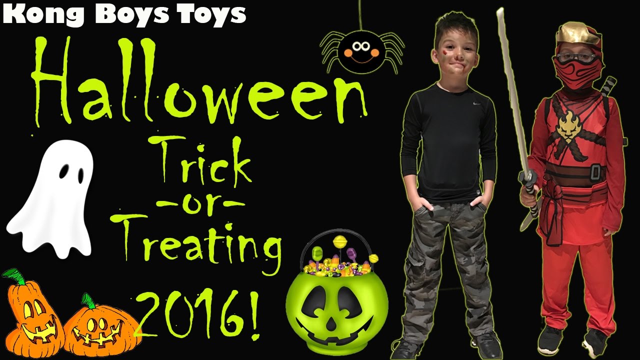 Halloween Trick-or-Treating 2016! Candy count challenge! Yoshi needs a bathroom!
