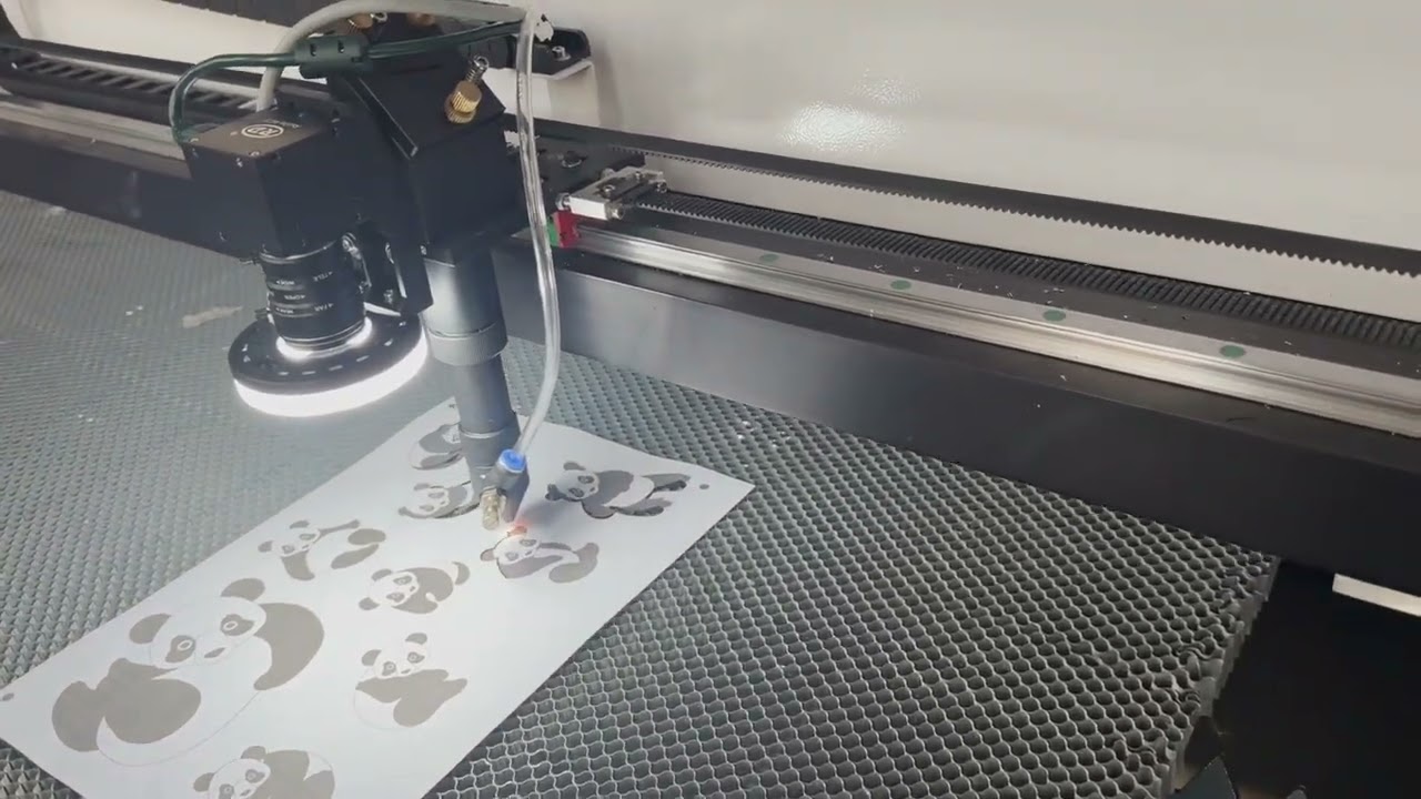 AKJ1530F-2 double heads fiber laser cutting machine with CO2 laser along with CCD device