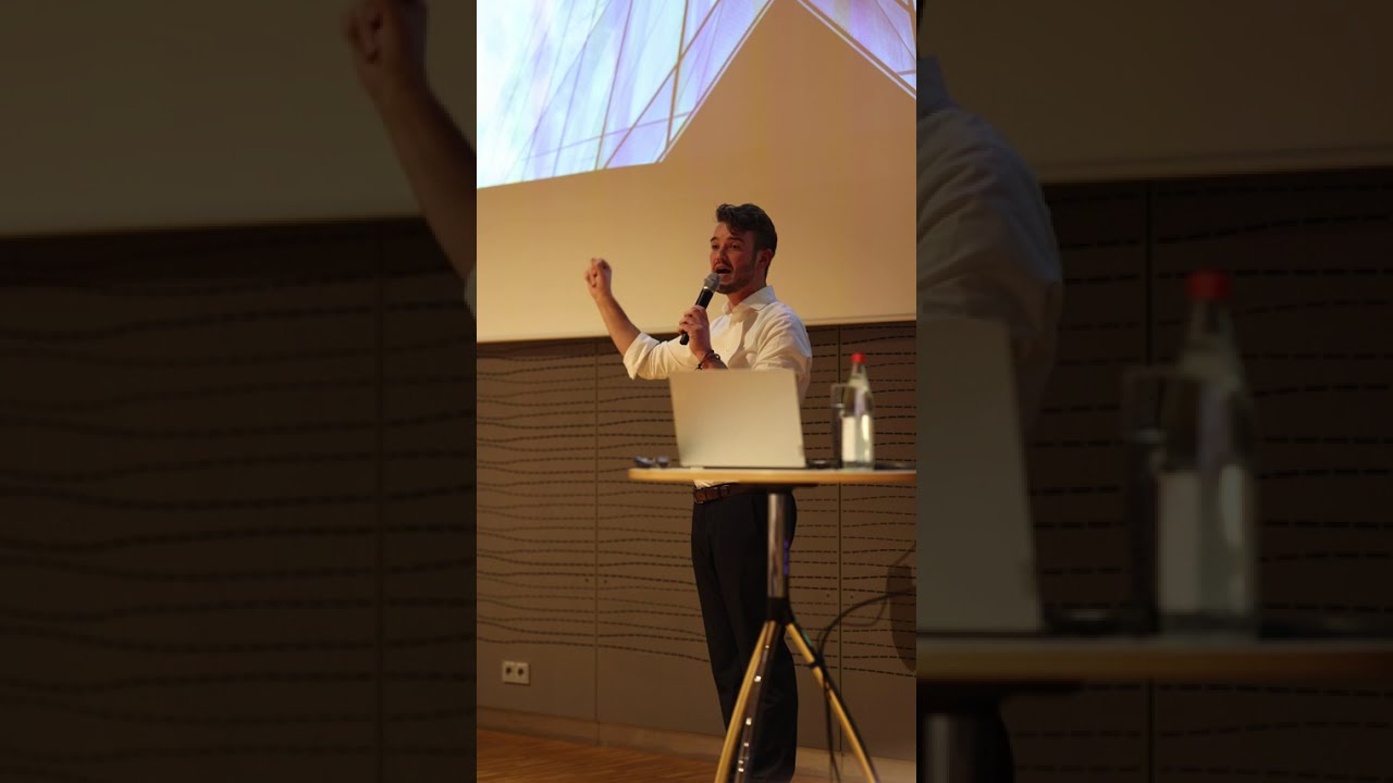 Wer ist dieser Mann? Das TOP12 Programm für Lappersdorf mit Dr. Franz Rumstadt