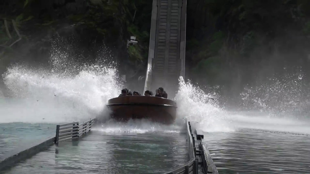 Adlabs Imagica - Dinosaur Rides at the theme park