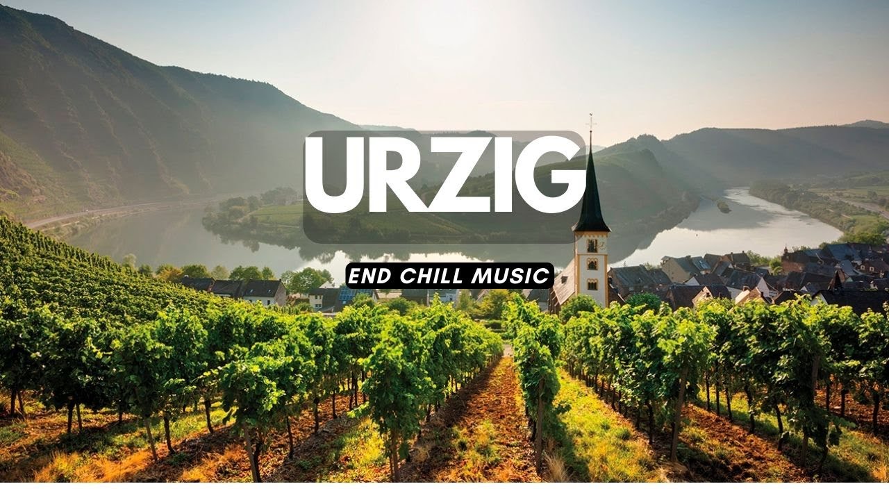 Stroll the historic streets of &Uuml;rzig with relaxing music