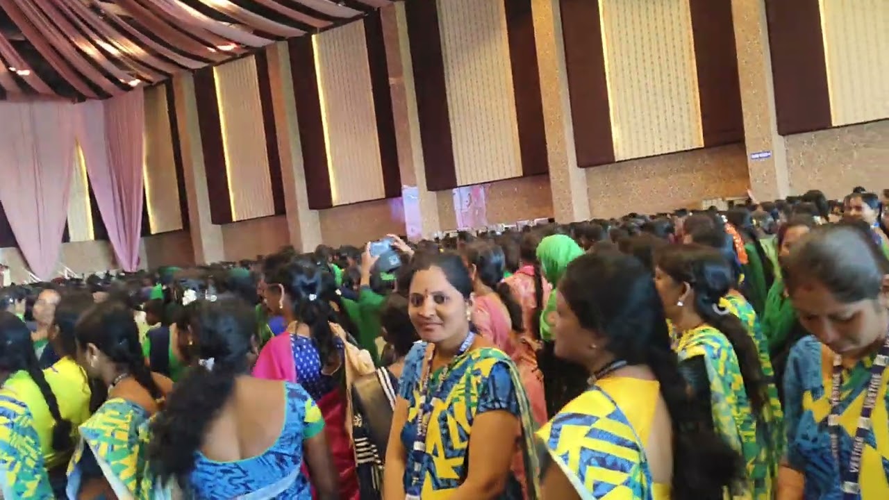 జన ప్రభంజనం