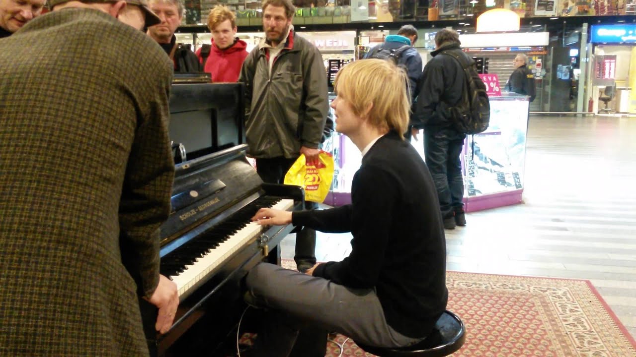 Hlavni nádraží Praha 15.10.2013