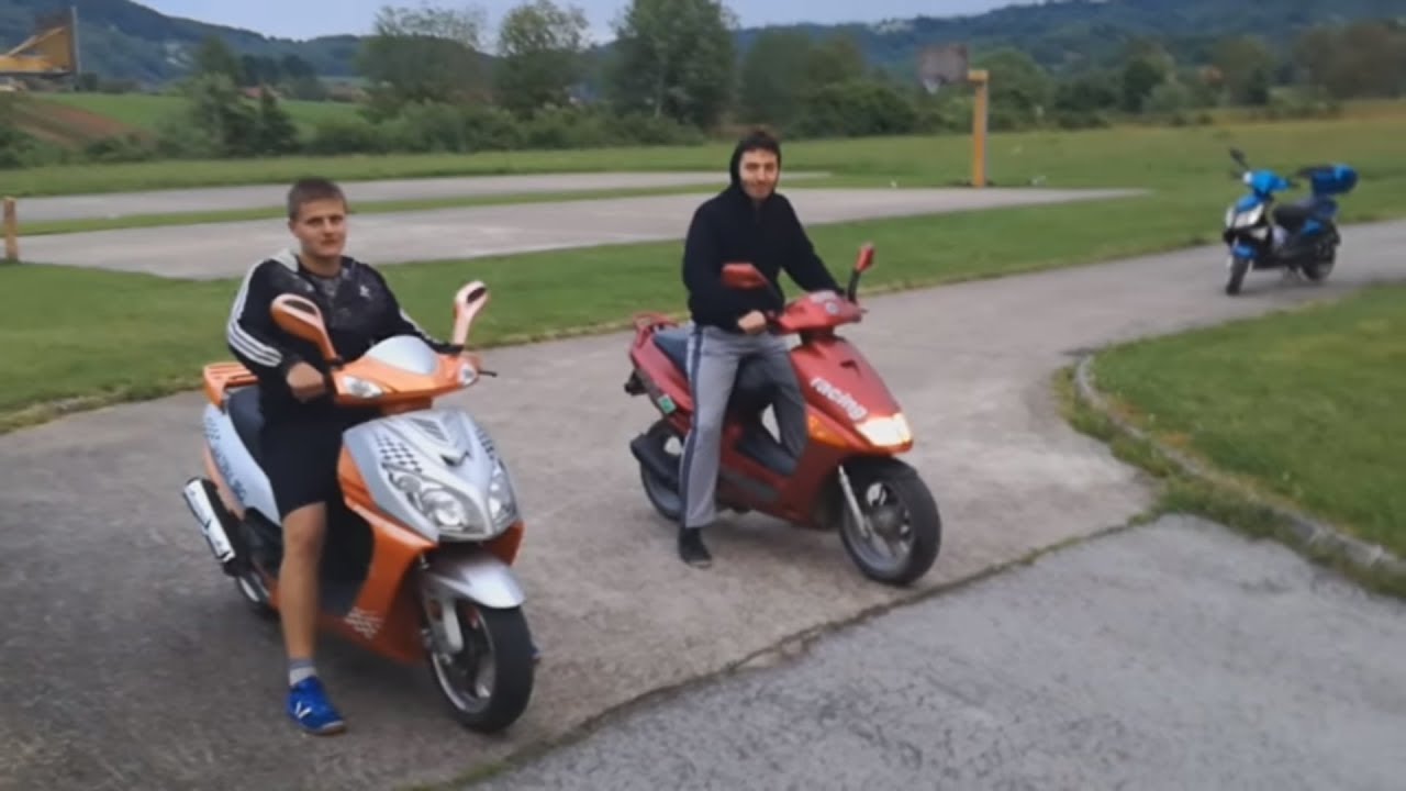 Aprilia SR 50 vs Matrix 150