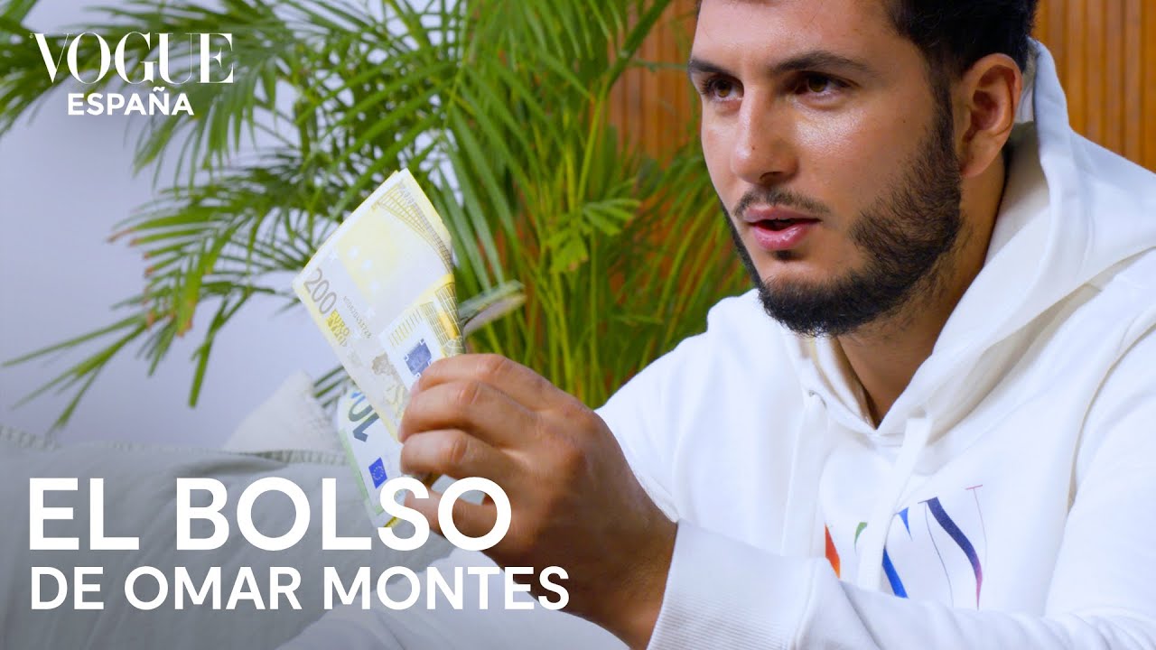 Qué hay en el bolso de Omar Montes | VOGUE España