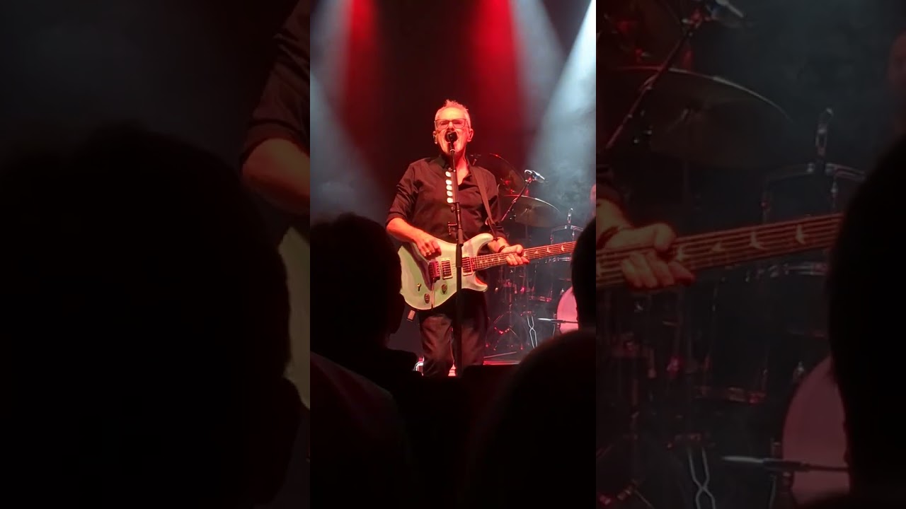 Nik Kershaw - Roses (Live @ Manchester Academy 9th Oct 2024)