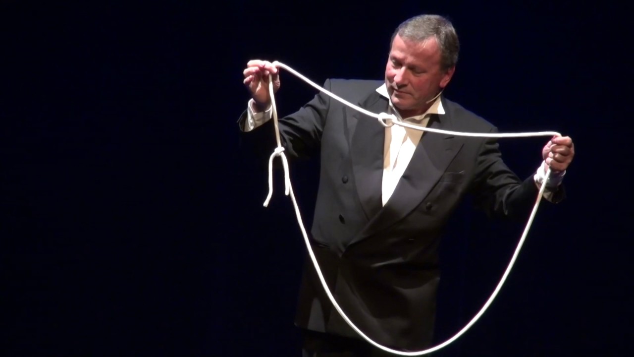 Hommage de Tabary à Jacques Delord . Présentation par G. Bloom.