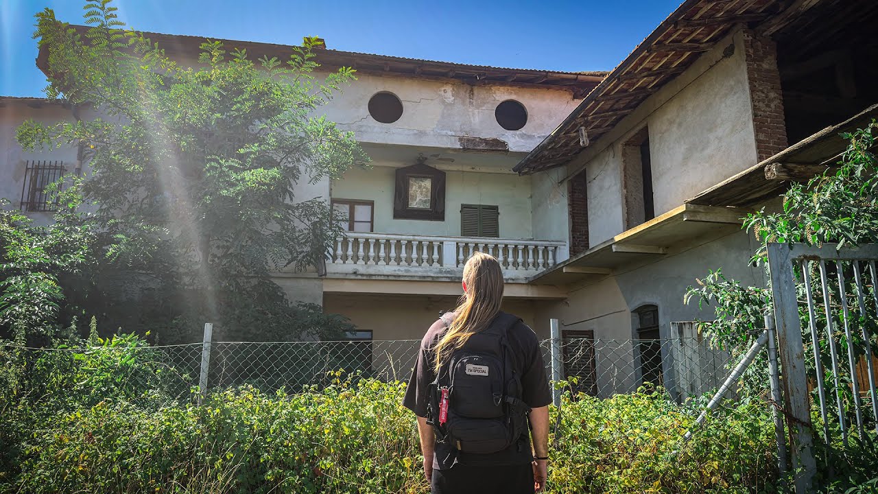 VILLA DI 100 ANNI ABBANDONATA IMPROVVISAMENTE 20 ANNI FA, DENTRO HANNO LASCIATO TUTTO, ANCHE CIBO!
