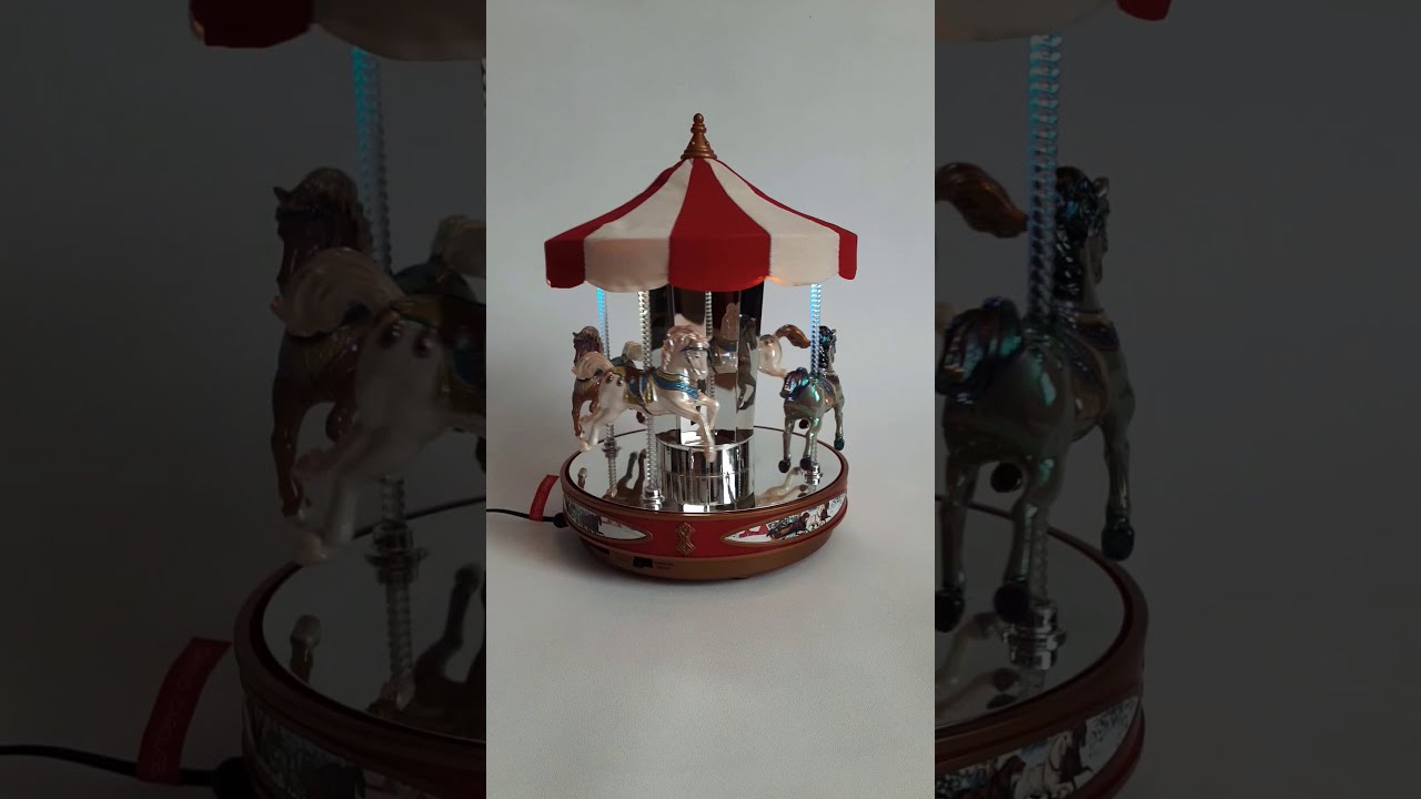 Mr Christmas Grand Carousel