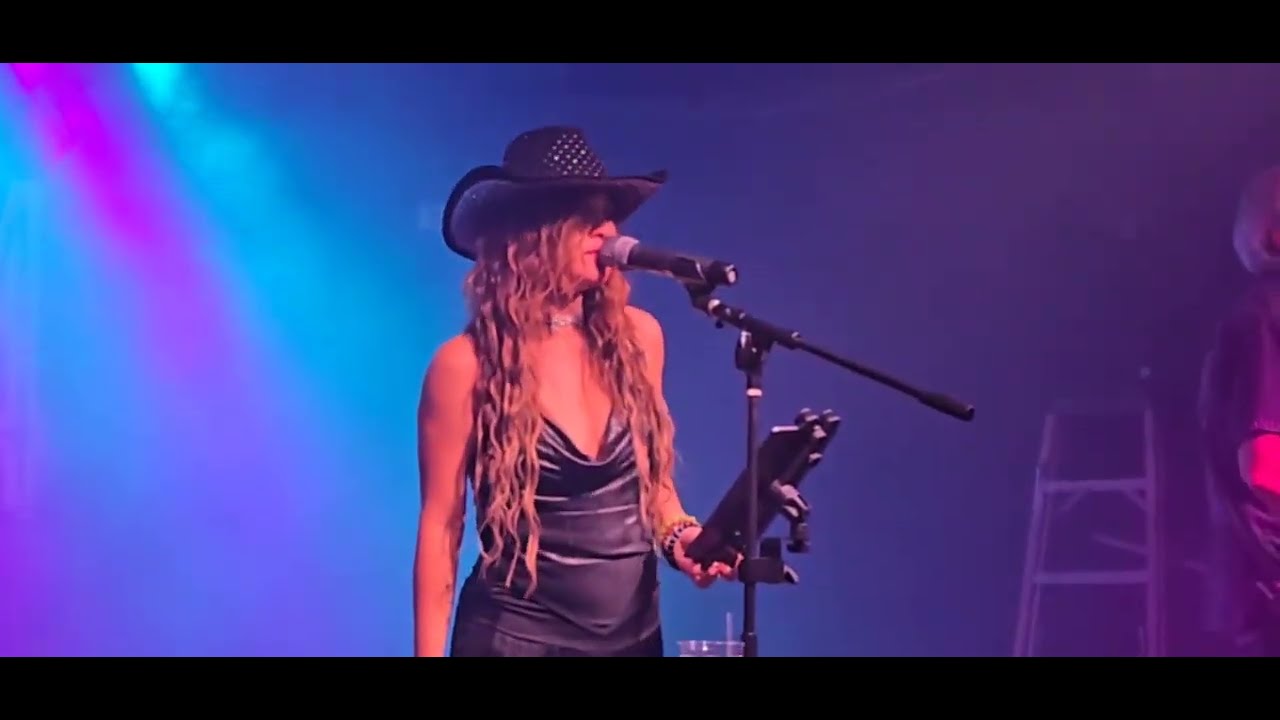 SHE KILLED IT! TENNESSEE WHISKEY CHRIS STAPLETON COVER WHISKY'N LACE (FORMALLY LIQUOR BISKIT) LIVE