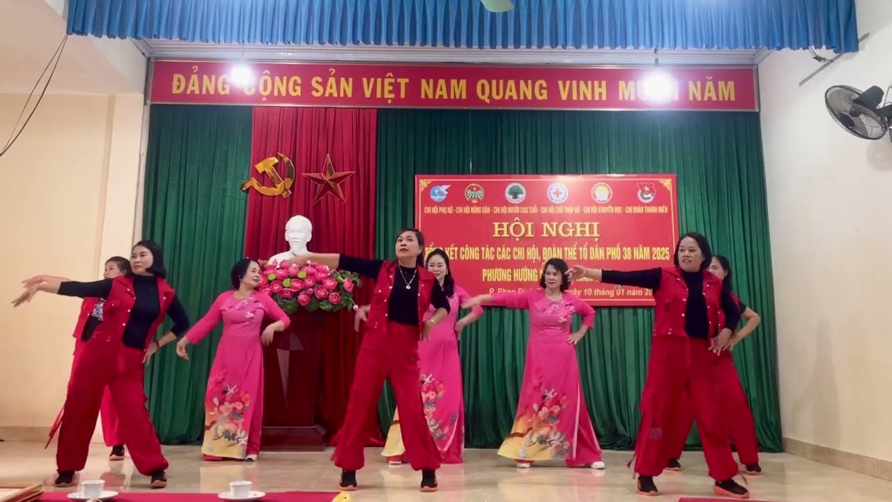 Xuân yêu thương - Ngoan phạm