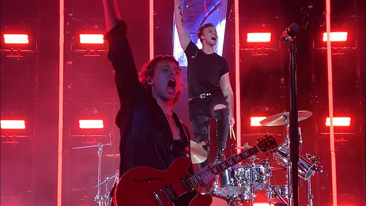 5 Seconds of Summer - Valentine - Phoenix, AZ 10/11/18
