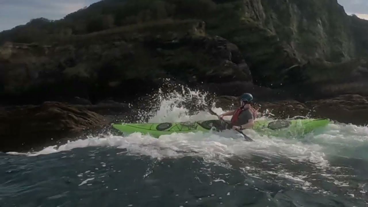 Sea Kayak Rock Hopping North Devon