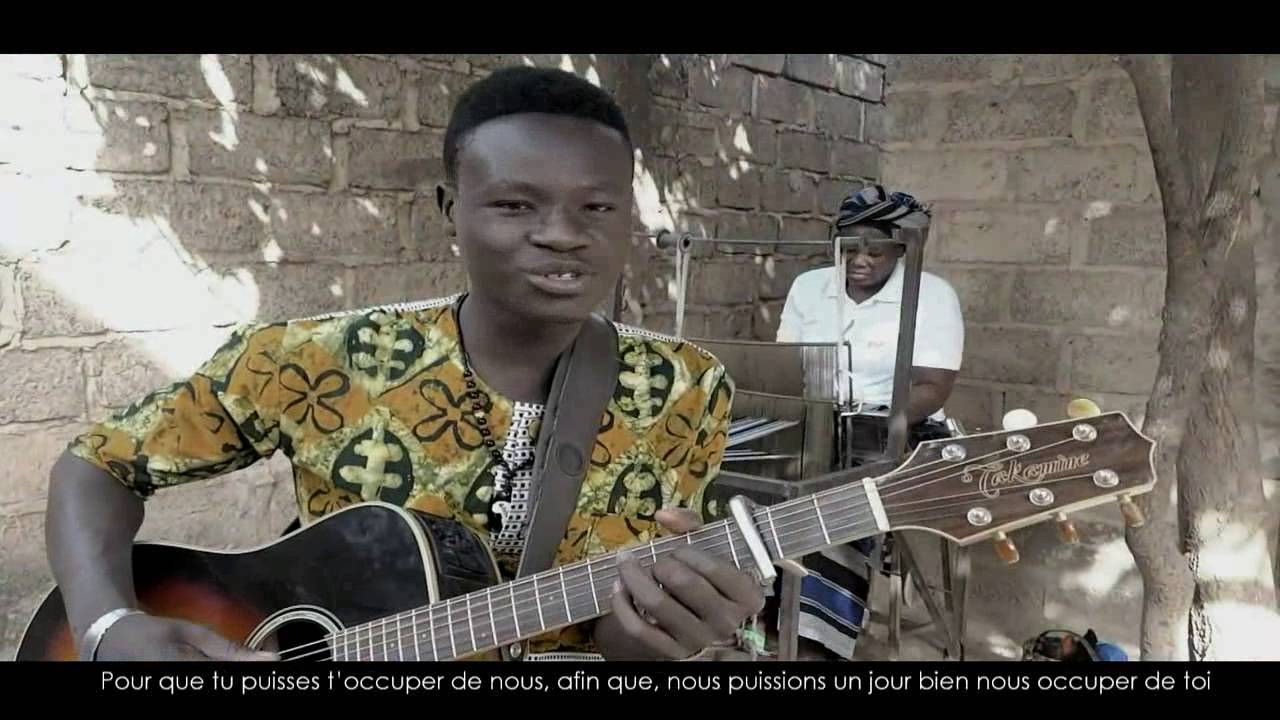 Ezé Wendtoin Nô Naasé Français