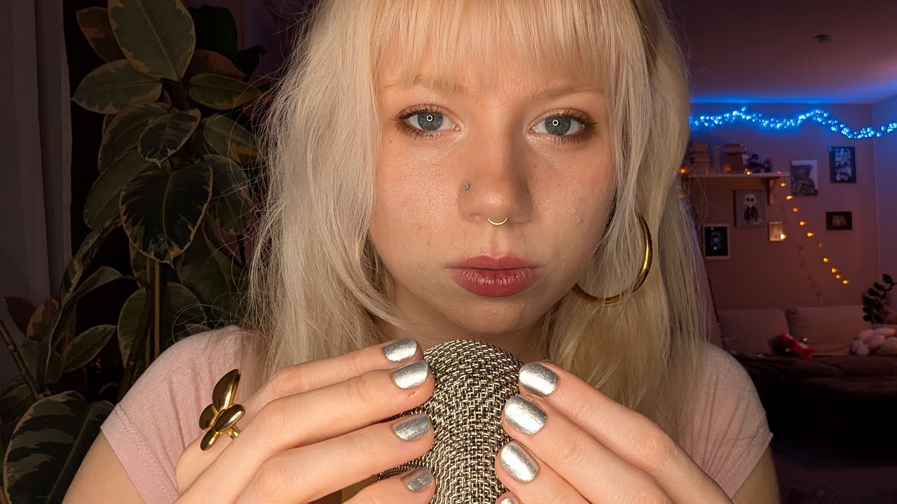 ASMR mic scratching with short nails 🤍⛓️