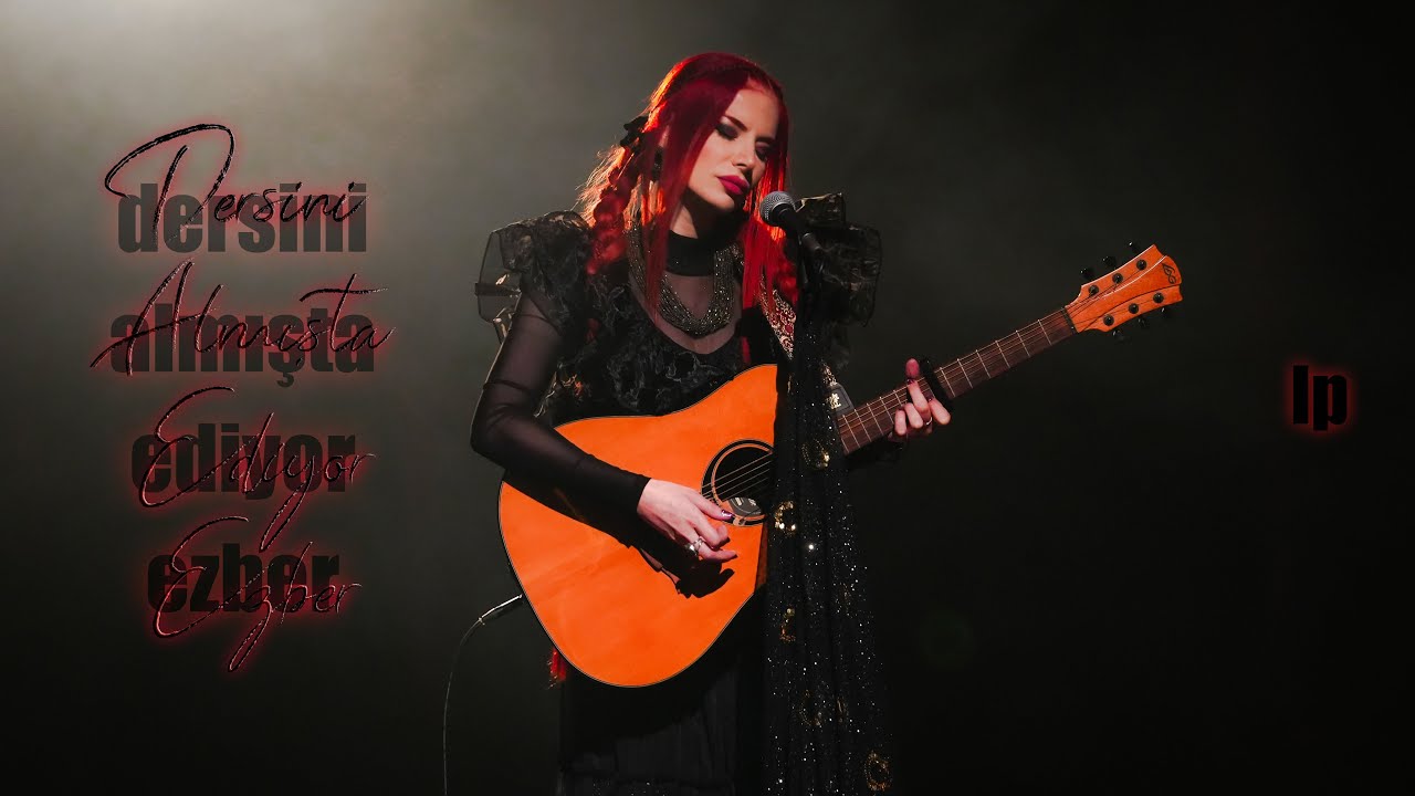 Layla Puli&ccedil;e - Dersini Almışta Ediyor Ezber ( Official Video )
