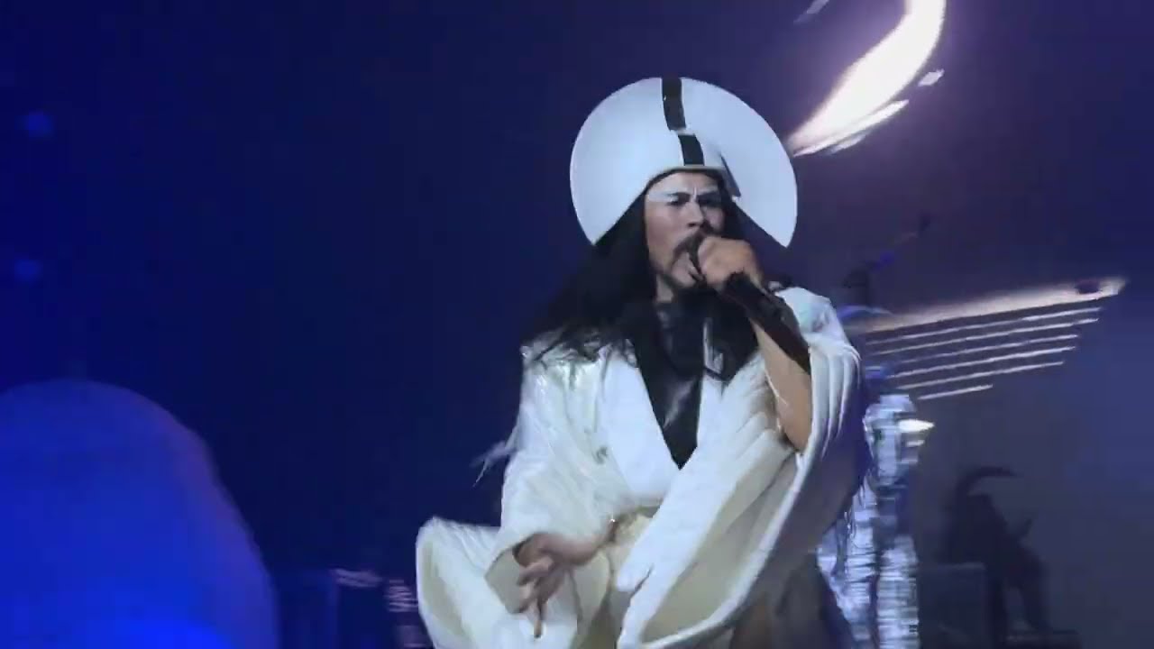 Empire of The Sun - Walking on a Dream (Live in Las Vegas 2025)