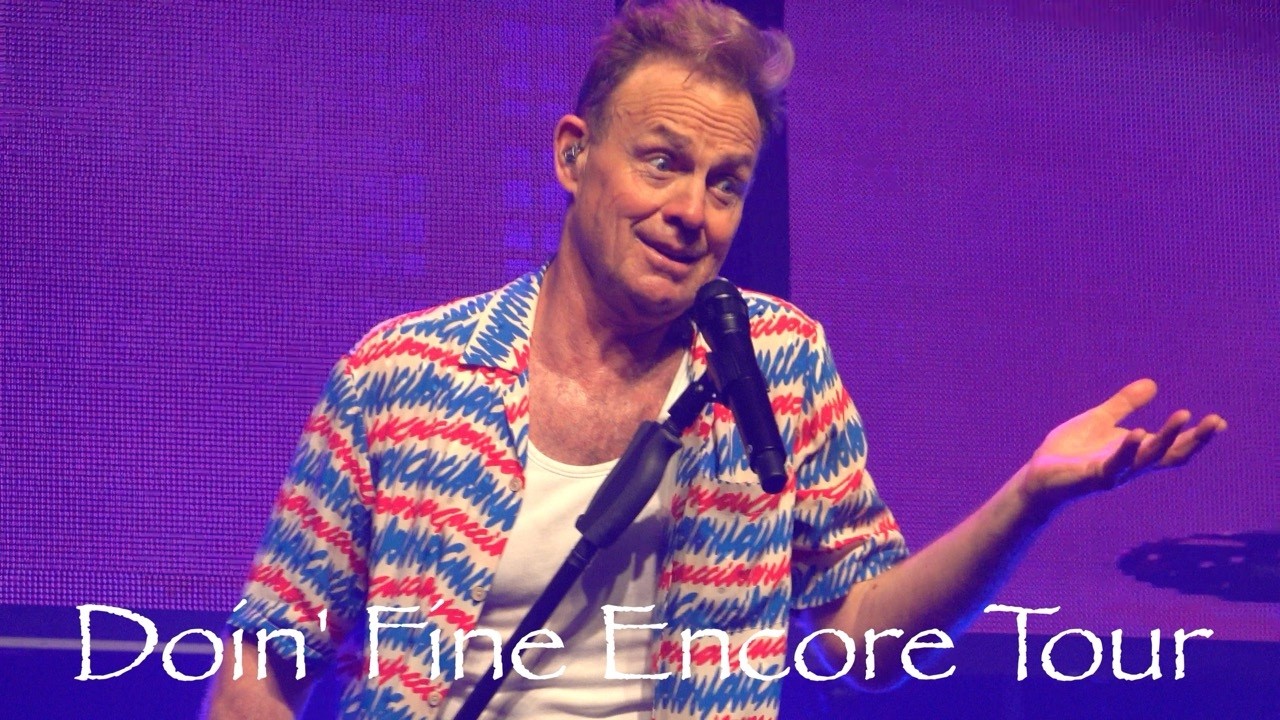 Jason Donovan sings 'Don't leave me this way' Final Encore, 11th march 2026 Parr Hall