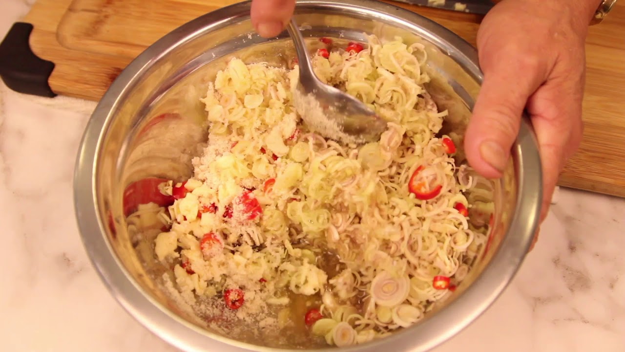 Plea  Khmer Beef Salad