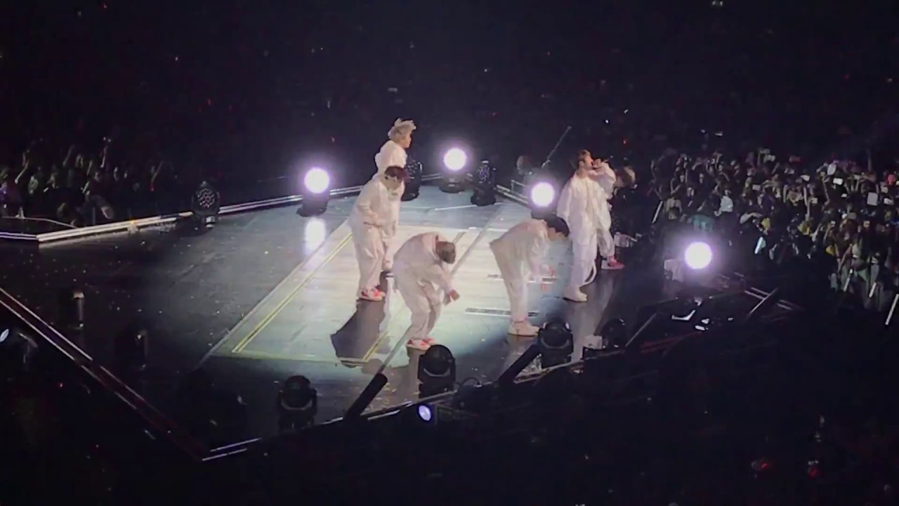 [Fancam] 181013 BTS - Mic Drop | Love Yourself in Amsterdam