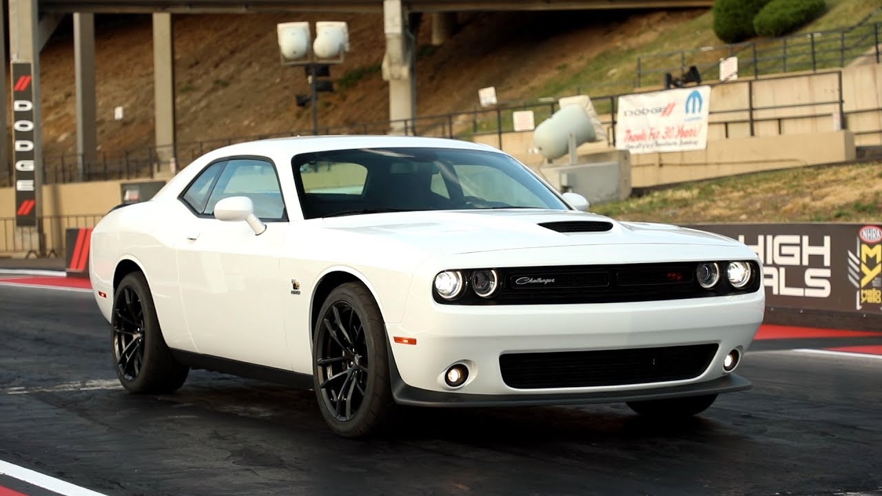 Dodge Challenger R/T Scat Pack 1320