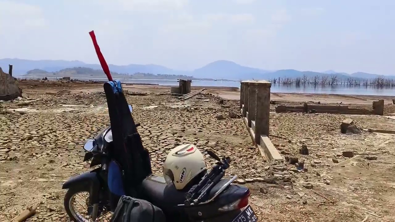 DI JATI GEDE PUNYA CERITA