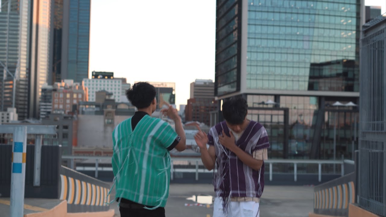 moedeh - Yoaheydex x Drippin eh(Music video)prod(@ZacKyBeatz93 )