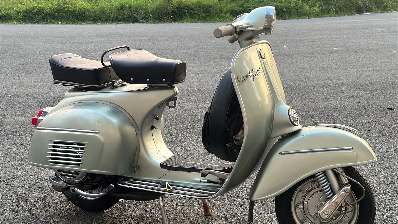 Vespa sprint. Biển Sài Gòn máy chạy bao phê. Danh cho ae sưu tầm ( đã bán )