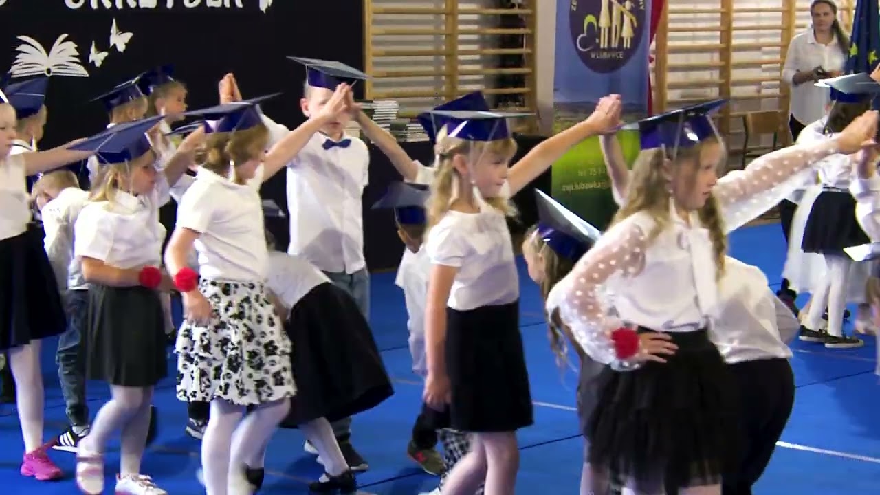 Uroczyste Zakończenie Roku Szkolnego Przedszkole zer&oacute;wka + klas I III w ZS P w Lubawce (Bizoń R.)